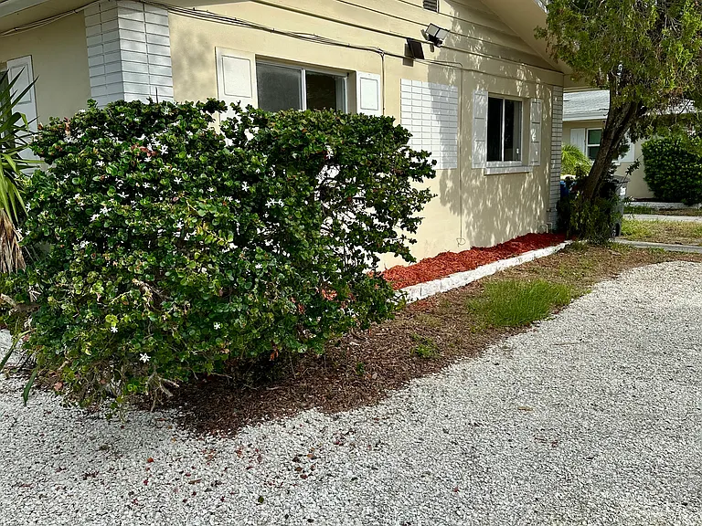 522 Florida Ave — Photo 18