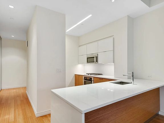 3rd image of 303 E 33rd St APT 10C