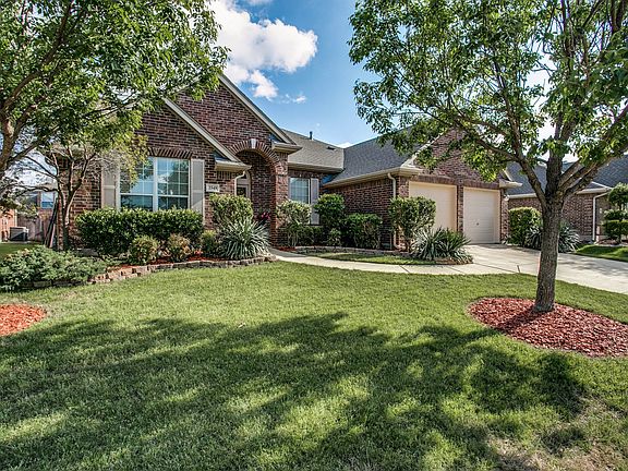 2nd image of 2549 Clearlake Dr