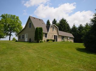 9008 Buck Hwy, Eaton Rapids, MI 48827