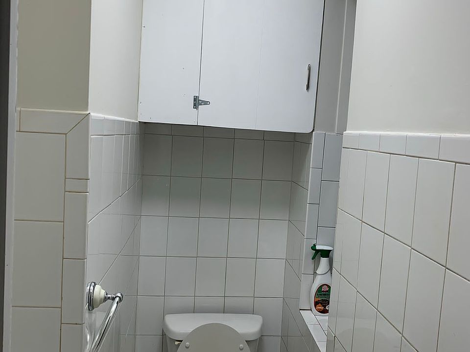 2nd image of 1266 Boston Rd #1