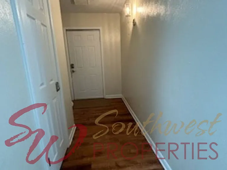 830 Harbin — Photo 12