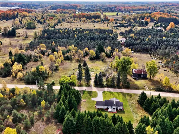 18583 Nineteen Mile Rd, Tustin, MI 49688