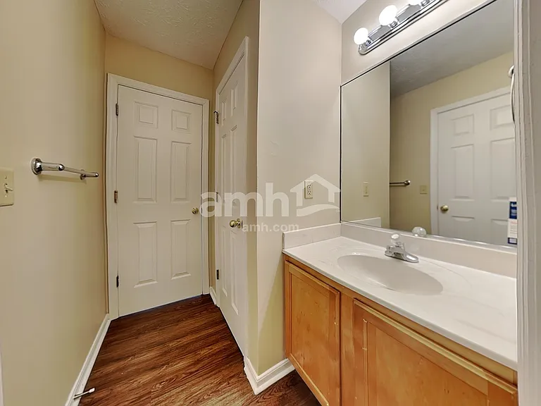 5671 Longbow Dr — Photo 21