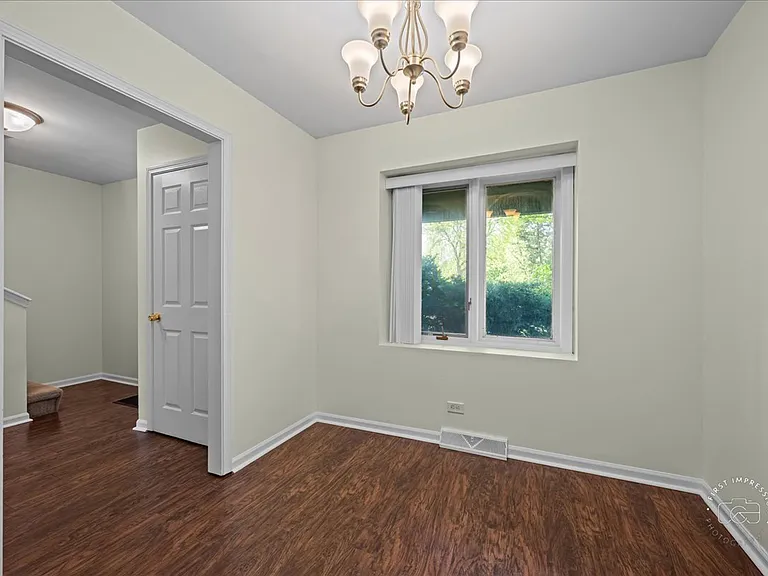751 Monticello Dr — Photo 7