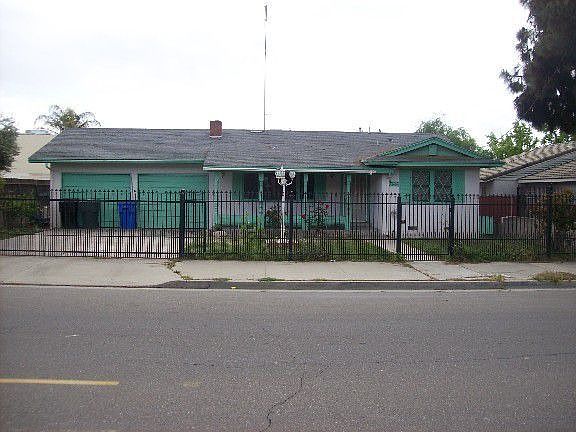1st image of 565 E Cameron St
