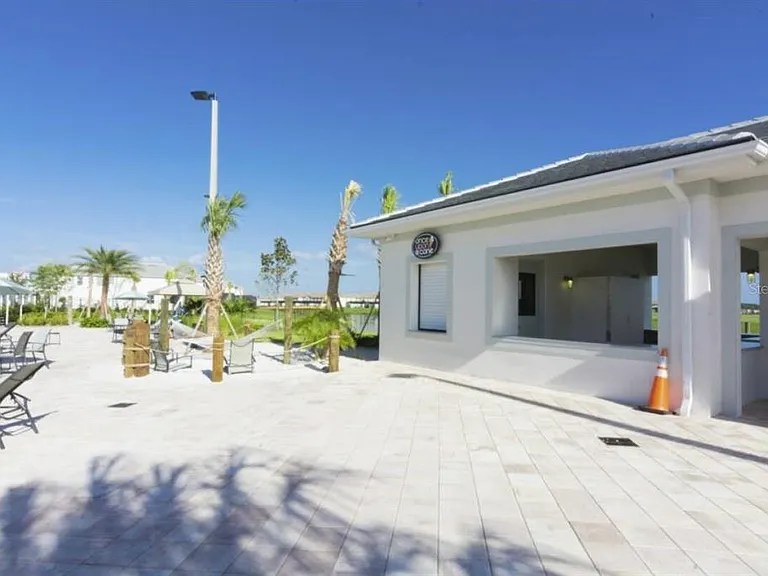 4807 Clock Tower Dr — Photo 37