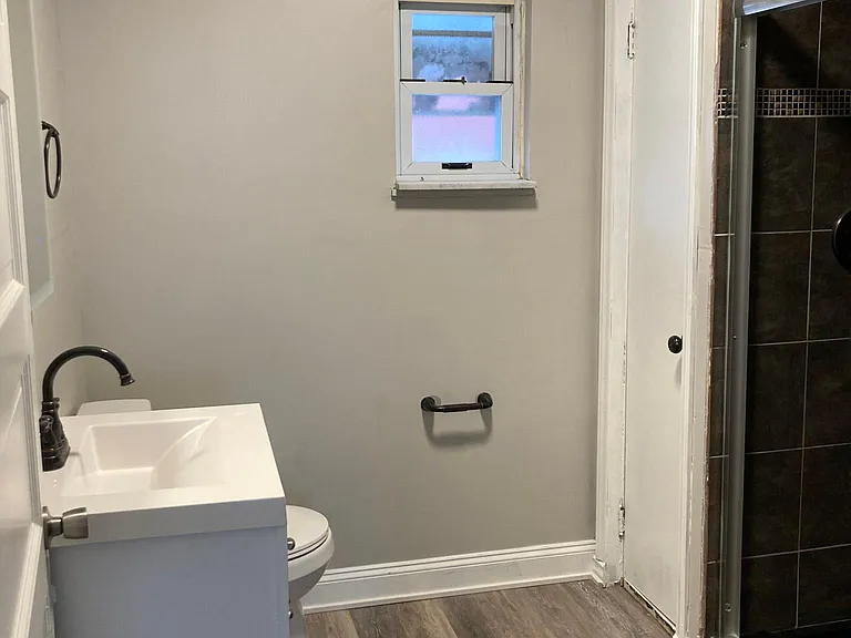 229 Flack St — Photo 5