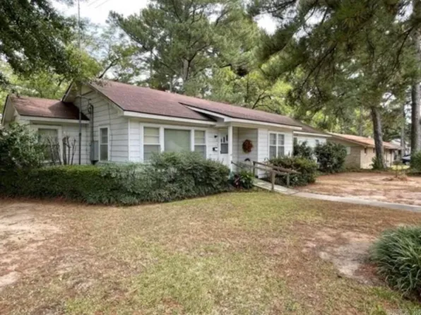 110 N Oakley St, Fordyce, AR 71742