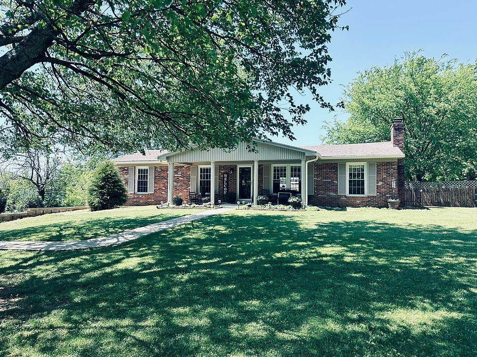 1st image of 116 Lindenwood Ln