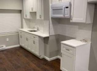 908 E Schiller St #1F, Philadelphia, PA