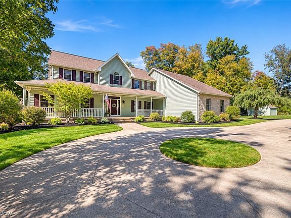 4th image of 4212 Oviatt Rd