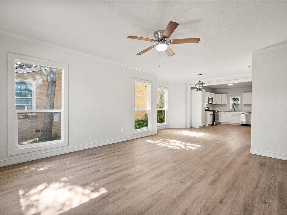 2nd image of 2428 22nd St