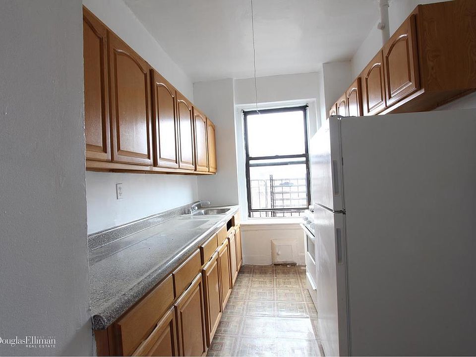 2nd image of 8320 Bay Pkwy APT C44