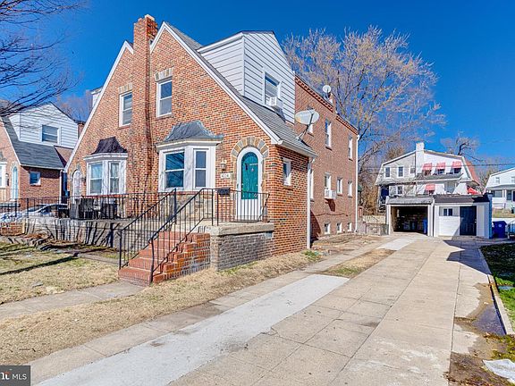 3rd image of 4114 Moravia Rd