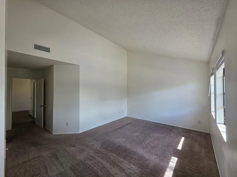 414 Brighton Spgs #28 — Photo 19