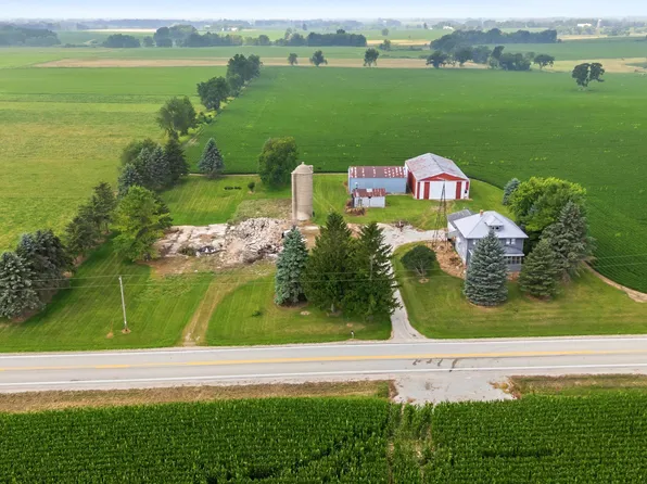 N5966 County Road C, Rosendale, WI 54974