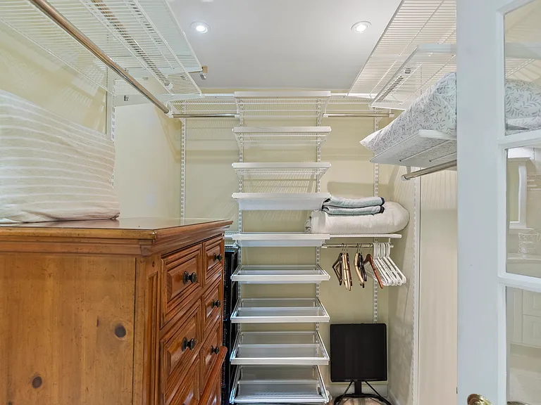 614 SE 5th Ct — Photo 32