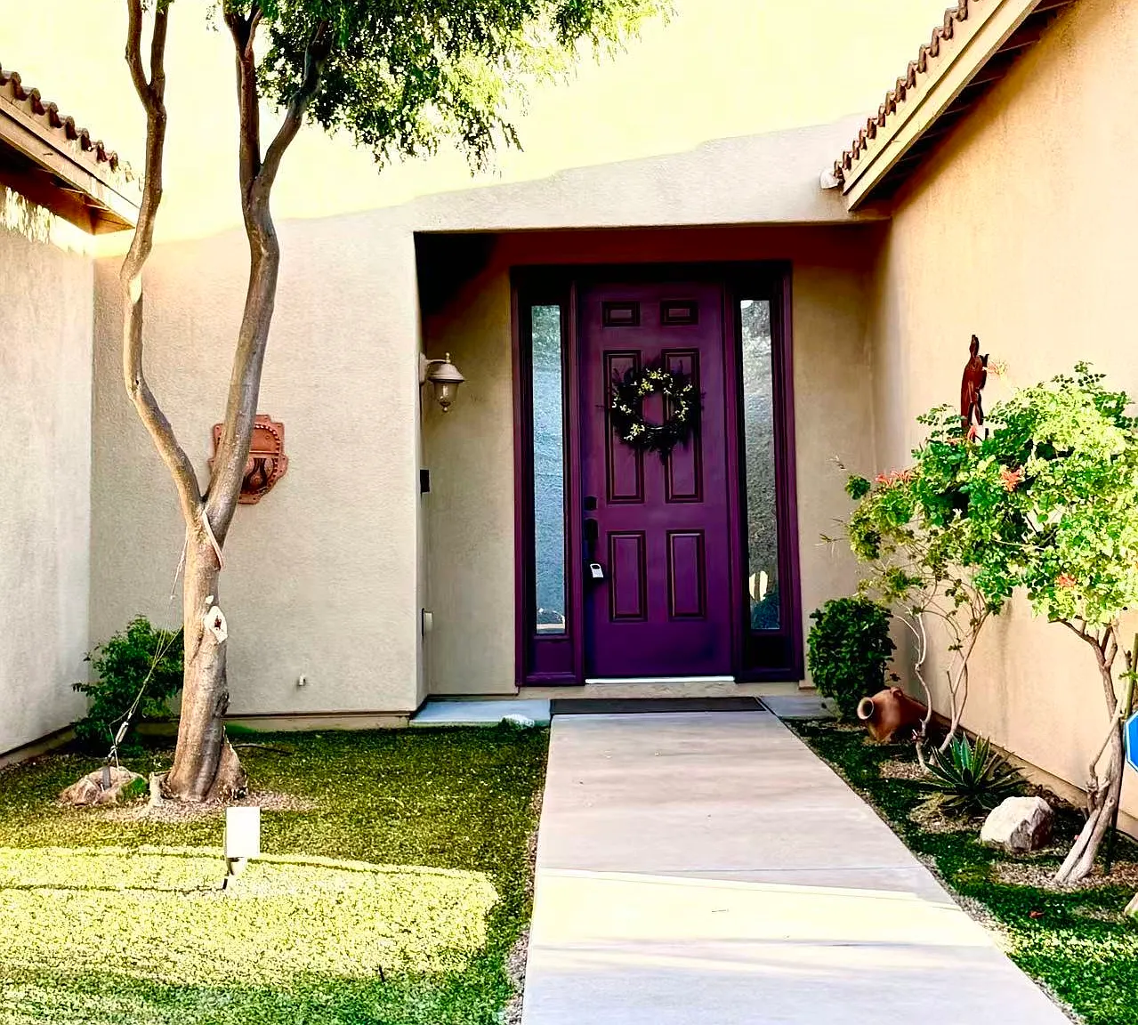 3 bed, 2362 sqft, $3,300 — Photo 2