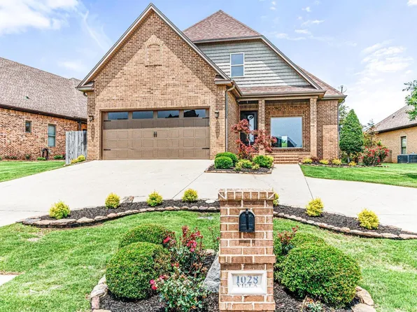 1028 Villa Dr, Jonesboro, AR 72405