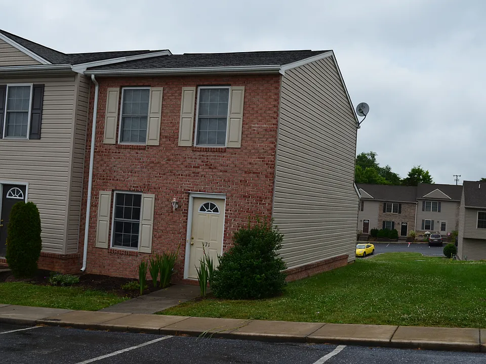 171 Sandy Ln