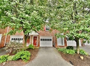 909 Timberidge Dr, Bethel Park, PA