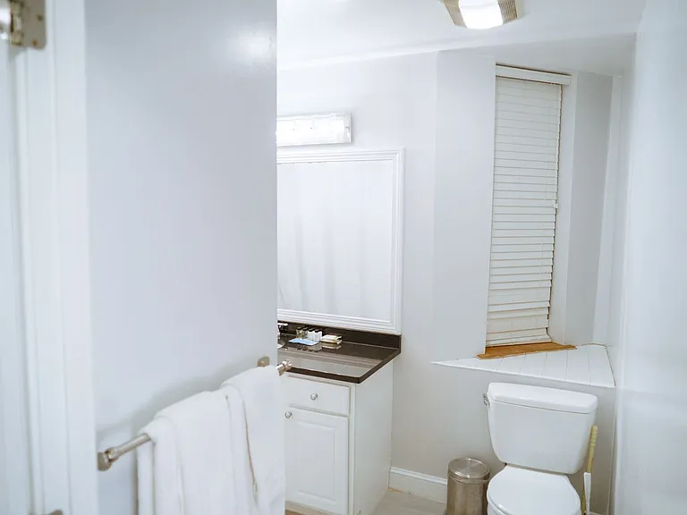 17 Garrison St #1 — Photo 4
