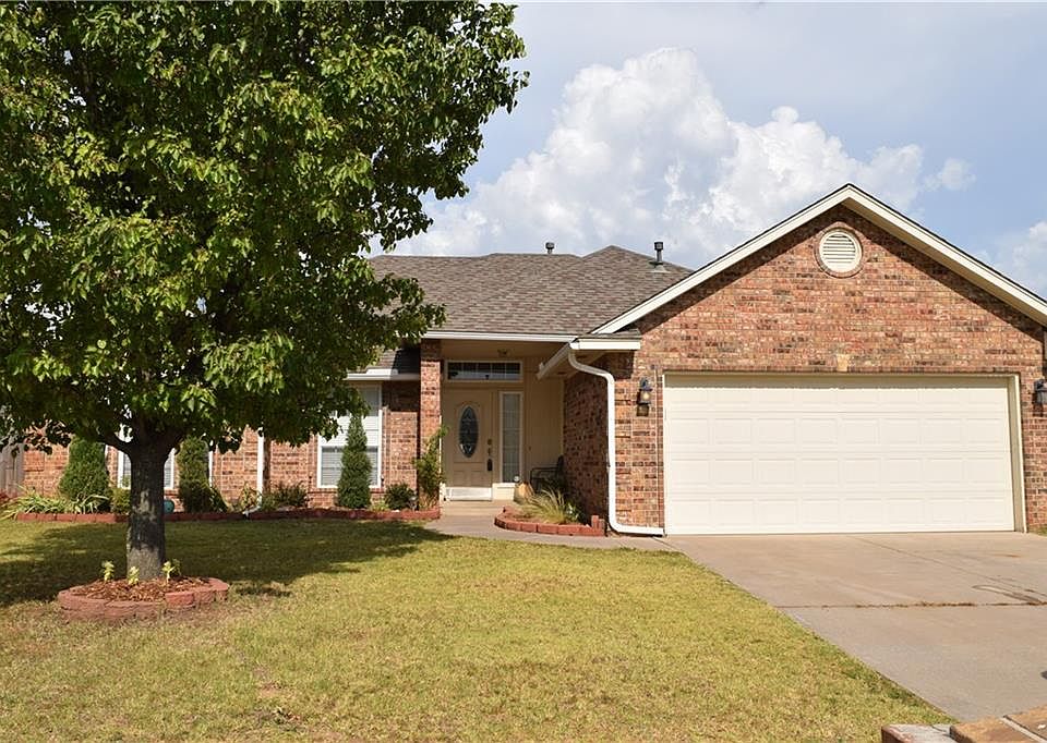 1st image of 2800 Christina Ct