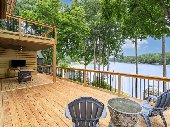 6719 Love Point Rd, Denver, NC 28037