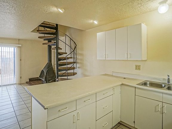 4th image of 525 Ortiz Dr SE APT D