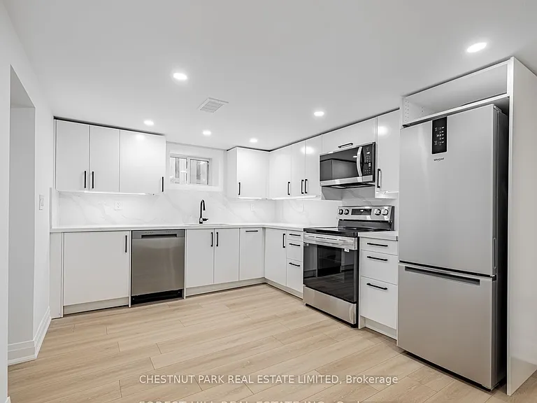 562 Deloraine Ave — Photo 5