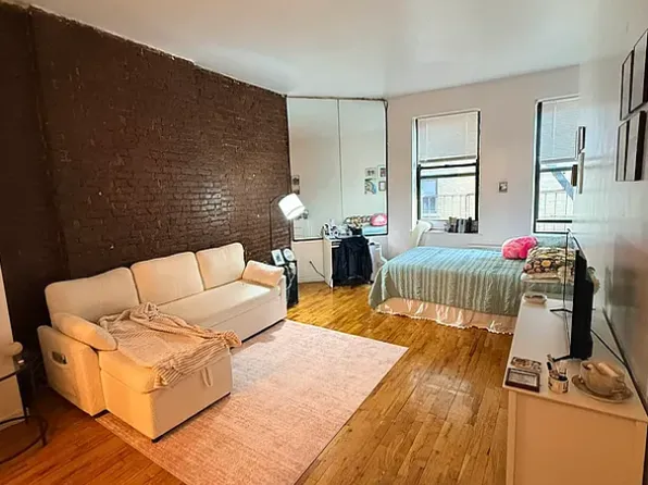 473 Columbus Avenue image 1 of 1