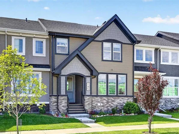 145 N Waterford Blvd, Chestermere, AB T1X 2M9