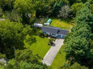 247 Perry Hill Rd, Acushnet, MA 02743