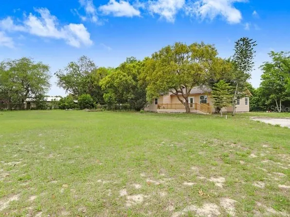 310 S Delaney Ave, Avon Park, FL 33825