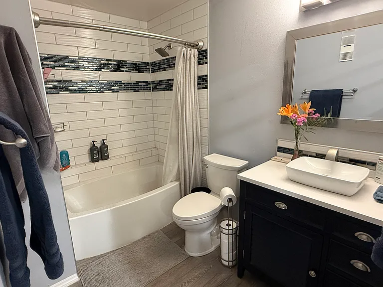 337 Wright St #305 — Photo 11