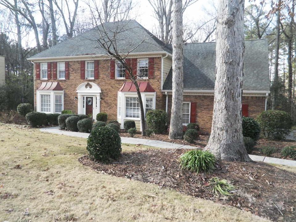 1st image of 2615 Kirkwood Dr