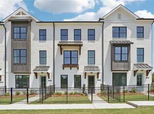 504 Healy Dr, Cumming, GA 30040