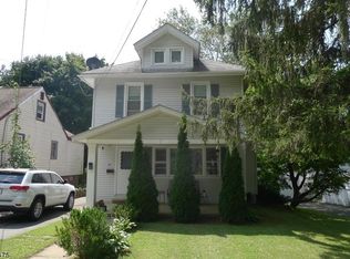 35 Hillside Ave, Mine Hill, NJ 07803