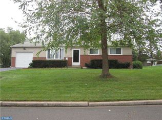 799 Ivers Ln, Warminster, PA 18974
