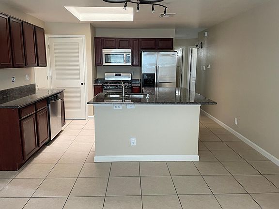 5th image of 13264 Emerald Creek Dr