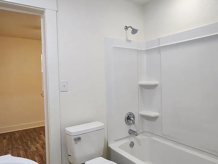 Jack & Jill bathroom between the two bedrooms.