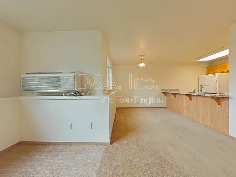 2960 NW Tyler Ave #104 — Photo 2