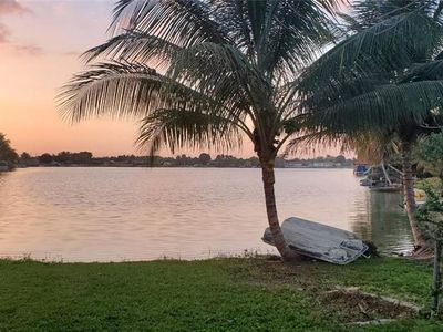 790 W 63rd Dr, Hialeah, FL, 33012