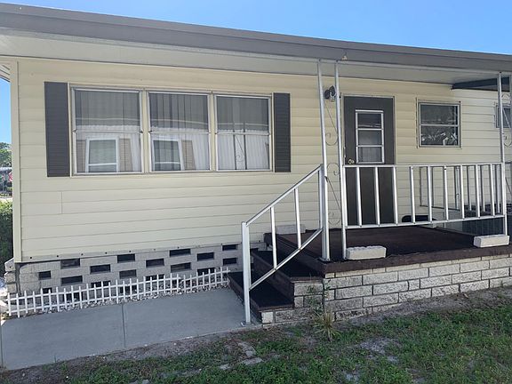 3rd image of 15666 49th St N #1010