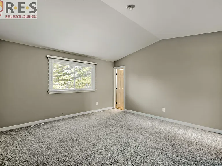 3669 S Gibralter Cir — Photo 13