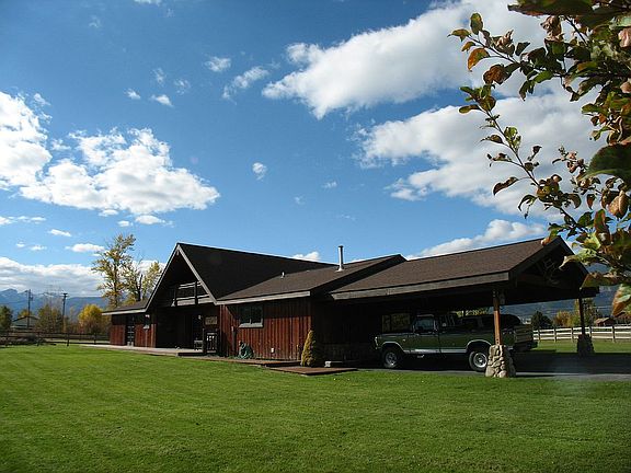 3rd image of 2787 Beavertail Ln