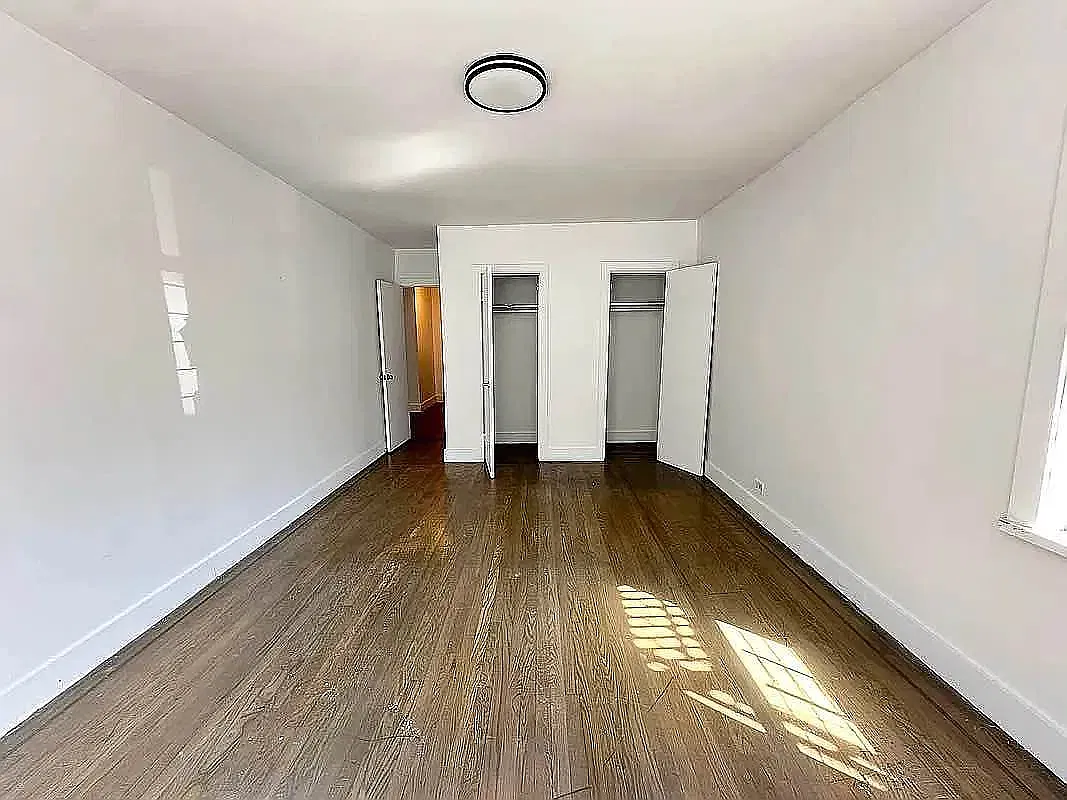 3660 Waldo Avenue — Photo 4