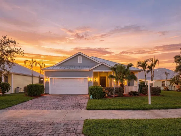 615 NE Canoe Park Circle, Port St Lucie, FL 34983