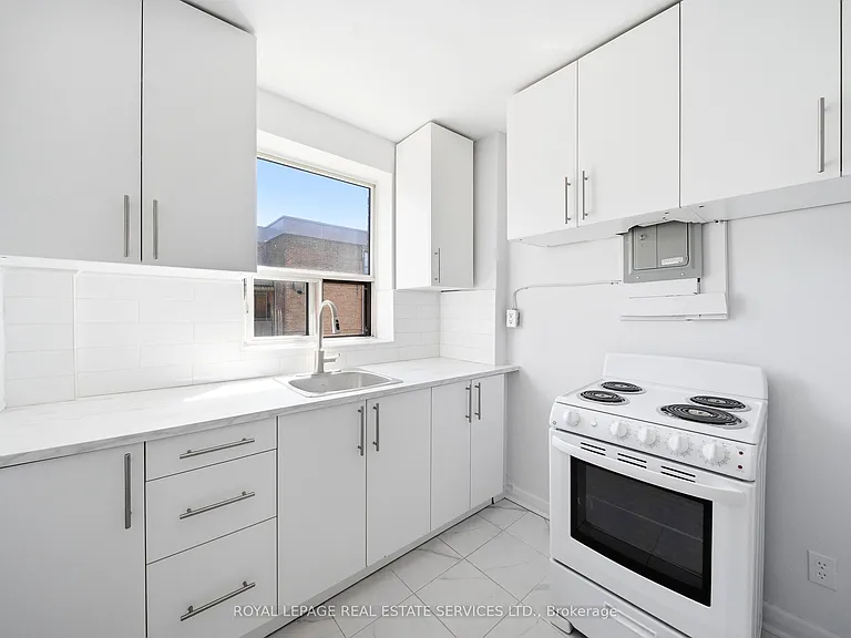 172 Berry Rd #104 — Photo 10